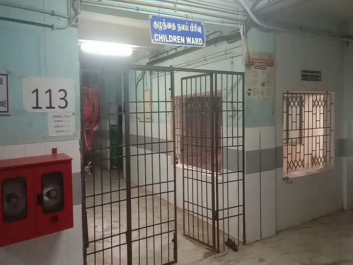 திருவாரூரில் பிறந்து 15 நாட்களேயான குழந்தையை விட்டு சென்ற கல்லூரி மாணவி A college student who was born in Thiruvarur and left a 15-day-old baby திருவாரூரில் பிறந்து 15 நாட்களேயான குழந்தையை விட்டு சென்ற கல்லூரி மாணவி