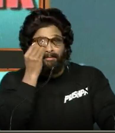 Allu Arjun Emotional: సుకుమార్...నువ్వు లేకపోతే నా కెరీర్, లైఫ్ లేదు..బన్నీ ఎమోషనల్