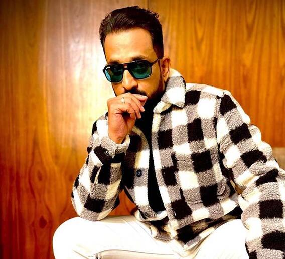 स्टाईल किंग प्रसादचा नवा लूक व्हायरल