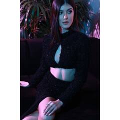 Shanaya Kapoor Photos: शनाया कपूर की इन ग्लैमरस तस्वीरों से नजरें हटा पाना होगा मुश्किल, सिजलिंग लुक से बढ़ाती हैं सर्दी में गर्मी