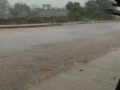 महाराष्ट्रात अनेक ठिकाणी गारपीट आणि पाऊस, शेतकऱ्यांची चिंता वाढली