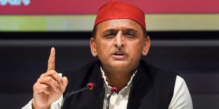 UP Elections: Akhilesh's big announcement before elections, 300 units of electricity will be available for free UP Elections: चुनाव से पहले अखिलेश का बड़ा एलान, सरकार बनने पर मुफ्त मिलेगी 300 यूनिट बिजली
