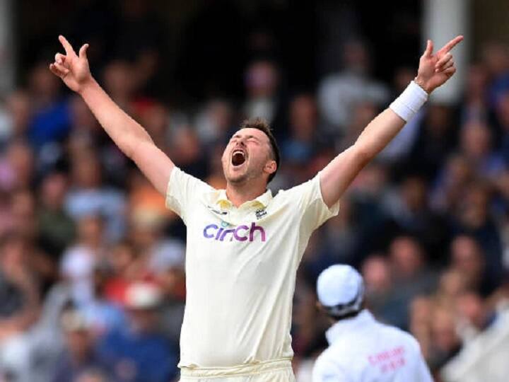 इंग्लैंड के ऑलराउंडर ओली रॉबिंसन का प्रदर्शन भी इस साल टेस्ट क्रिकेट में अच्छा रहा. इंग्लैंड की टीम की ओर से 8 मैचों में 37 विकेट चटकाए. जिसमें उन्होंने 2 बार पांच विकेट लिये. इस साल रॉबिन्सन टेस्ट में सबसे अधिक विकेट चटकाने वाले गेंदबाजों की लिस्ट में पांचवें स्थान पर रहे.