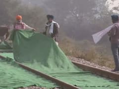 Farmers Protest: पंजाब में किसानों का 'रेल रोको' आंदोलन स्थगित, पटरियों को किया खाली