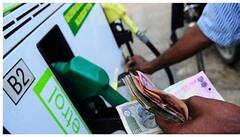 Petrol Price: রেশন কার্ড থাকলেই ২৫ টাকা কমে পেট্রোল! ভর্তুকির ঘোষণা ঝাড়খণ্ড সরকারের। Bangla News
