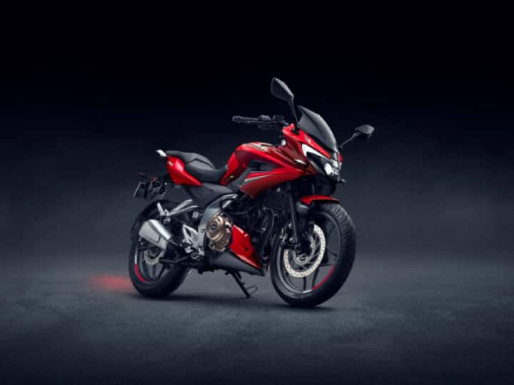 Bajaj Pulsar 250 vs Bajaj Dominar 250 Price Specifications Features Bajaj Pulsar 250 या Bajaj Dominar 250...कौन सी मोटरसाइकिल है आपके लिए बेस्ट? ये रहा कंपैरिजन