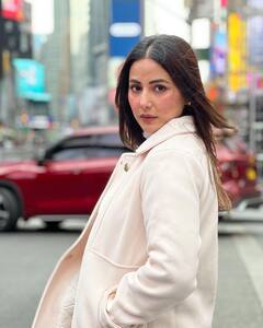 Hina Khan: न्यूयॉर्कमध्ये हिना खानचं नवं फोटोशूट; फोटो चर्चेत