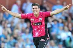 Big Bash League 2021: सीन एबॉट ने हवा में उछलकर लपका हैरतअंगेज कैच, वायरल हो रहा वीडियो