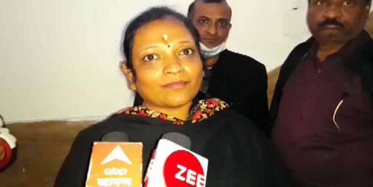 Darjeeling Siligiri BJP former Councilor of Siliguri Khusboo Mittal joins TMC Darjeeling News: পুরভোট ঘোষণার পরই শিলিগুড়ি বিজেপিতে ভাঙন, তৃণমূলে যোগ দলের প্রাক্তন কাউন্সিলরের