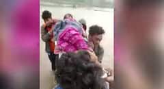 గత 30 ఏళ్లుగా నాగావళిపై వంతెన నిర్మాణం పూర్తికాక పోవడంతో నిత్యం కష్టాలు