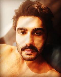 Arjun Kapoor:  बॉलिवूड अभिनेता अर्जुन कपूर कोरोना पॉजिटिव्ह!