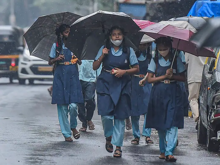 Mild To Moderate Rainfall Likely In Coastal Areas Of TN & Puducherry Over Next 5 Days: IMD Mild To Moderate Rainfall Likely In Coastal Areas Of TN & Puducherry Over Next 5 Days: IMD