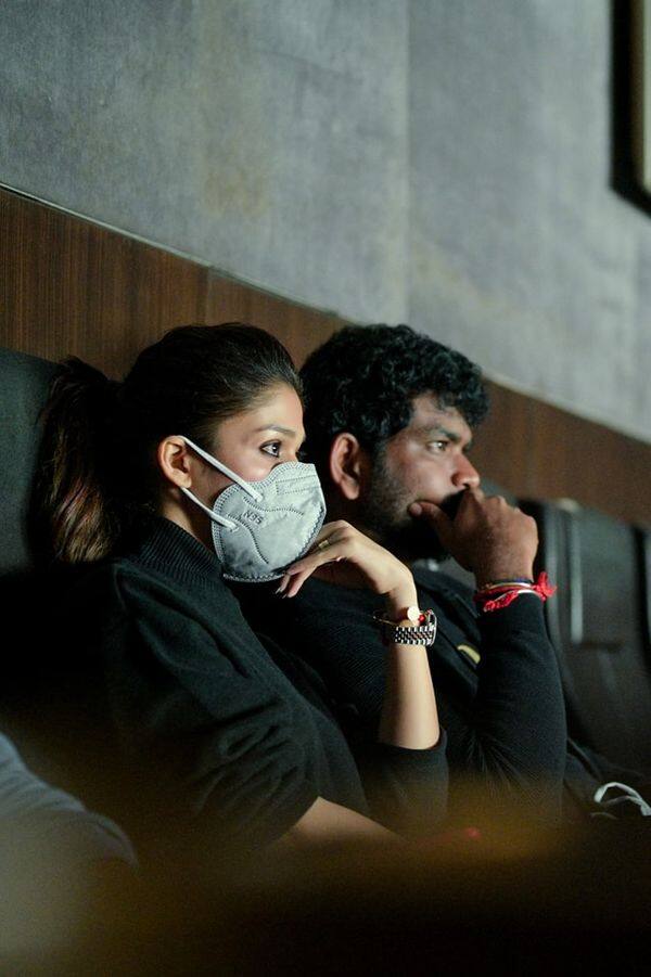 இந்தப்படத்தின் வெளியீட்டு உரிமையை நயன்தாரா, விக்னேஷ் சிவனின் ரெளடி பிக்சர்ஸ் கடந்தாண்டு வாங்கியது