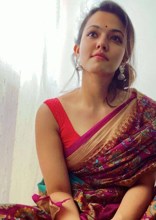 உருமும் வேங்க… ஒரு மான்… முட்டித் தோத்தேனடி…