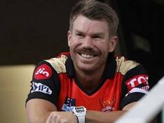 Cricket & Social Media: डेविड वार्नर ने उड़ाया SRH कोच टॉम मुडी का मजाक, फ्रेंचाइजी ने ऐसे दिया जवाब