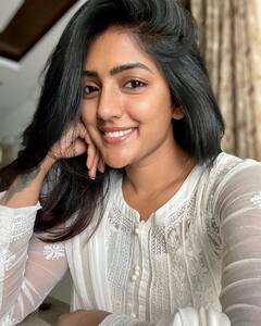 Eesha Rebba: నేచురల్ బ్యూటీ ఈషా.. క్యూట్ ఫొటోలు వైరల్..