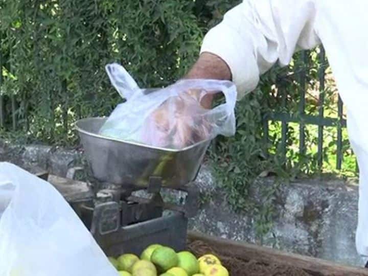 Delhi government is preparing to ban single use plastic in the year 2022, know what is the three phase plan Delhi News:  दिल्ली  सरकार साल 2022 में सिंगल यूज प्लास्टिक पर बैन लगाने की कर रही है तैयारी, जानिए क्या है तीन फेज का प्लान