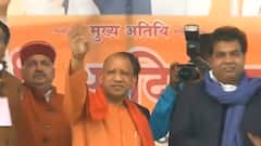 CM Yogi का कांग्रेस पर 'बुलडोजर अटैक', बताया आतंकियों का सरपरस्त! | Baat To Chubhegi