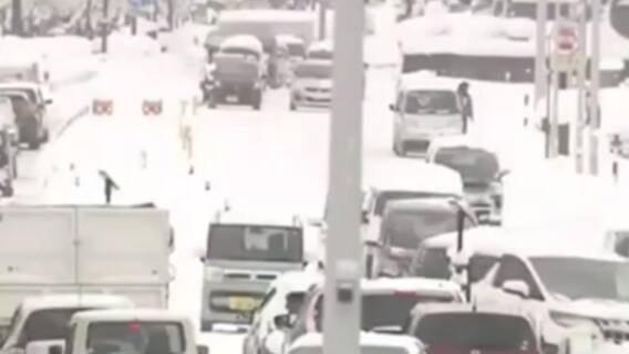 जानें क्या है देश के अलग-अलग शहरों में नए साल को लेकर कोरोना के नियम ? | Masterstroke