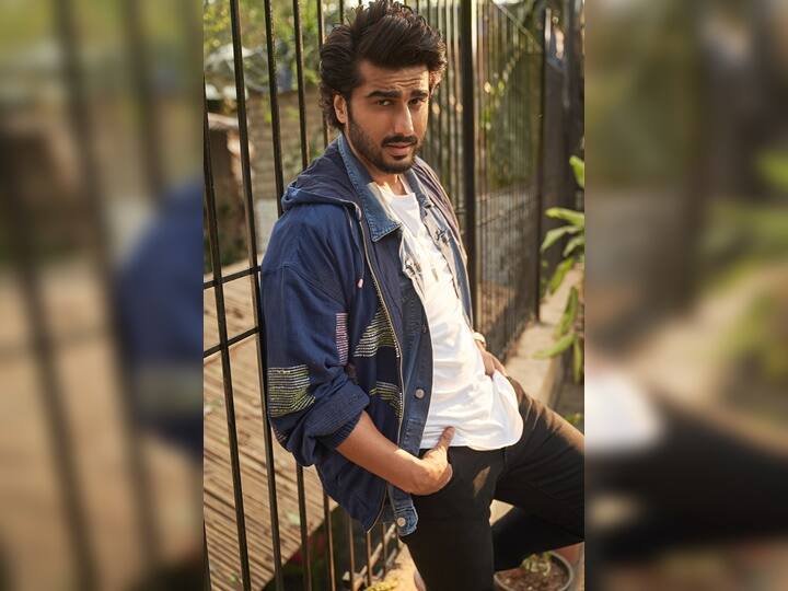 Boney Kapoor Son Arjun Kapoor tests positive for COVID-19, know in details கொரோனாவின் தாக்குதலுக்கு தொடர்ந்து ஆளாகும் பாலிவுட் ஸ்டார்கள்