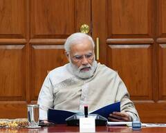 7th Pay Commission: नए साल 2022 में मोदी सरकार देगी सरकारी कर्मचारियों को सौगात, 18 महीने के एरियर के साथ मिलेगा डीए, जानें डिटेल्स