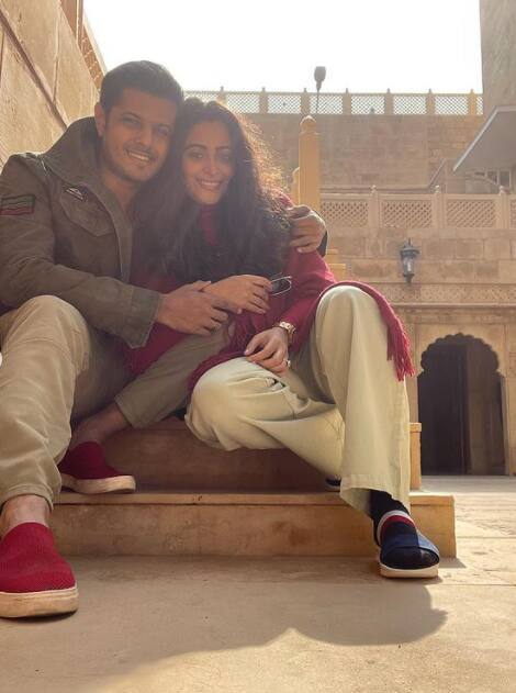 Ghum Hai Kisikey Pyaar Meiin fame actors Neil Bhatt and Aishwarya Sharma who recently got married are currently enjoying their honeymoon in the beautiful Rajasthan.