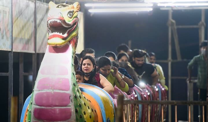 বর্ষবরণের আগে মুম্বইয়ে লাফিয়ে বাড়ছে করোনা সংক্রমণ। বাড়ছে ওমিক্রন আক্রান্তের সংখ্যাও।