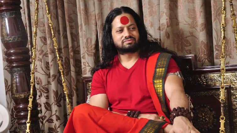 kalicharan maharaj remanded in judicial custody by wardha court Kalicharan Maharaj : कालीचरण महाराजाला न्यायालयीन कोठडी, पुढील सुनावणी 14 जानेवारीला