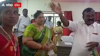 నెల్లూరు జిల్లా వెంకటగిరి మున్సిపల్ సమావేశంలో మహిళా కౌన్సిలర్ల రభస