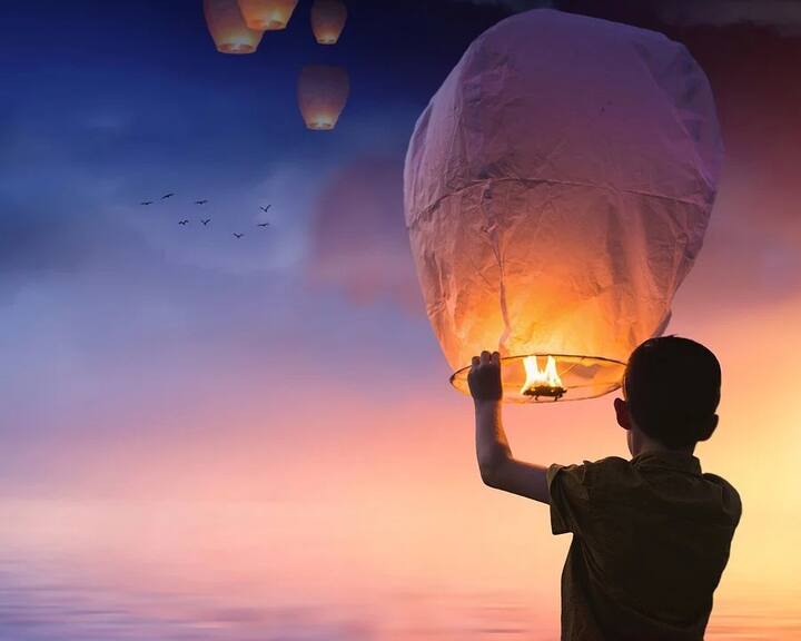 নতুন বছরের অনেক শুভেচ্ছা। প্রার্থনা করি নতুন বছরে তোমার জীবনে অনেক সাফল্য আসুক। হ্যাপি নিউ ইয়ার ২০২২।