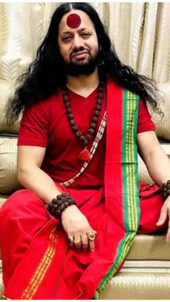 গাঁধীজী সম্পর্কে আপত্তিকর মন্তব্যের জন্য গ্রেফতার, কে এই কালীচরণ?