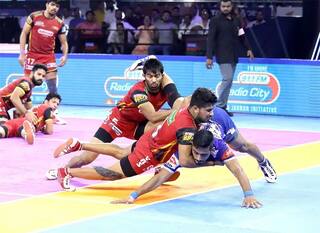 Pro Kabaddi League 2021-22: पवन सेहरावत की बेंगलुरु बुल्स के सामने होगी हरियाणा स्टीलर्स की चुनौती, ये खिलाड़ी बदल सकते हैं मैच का रुख