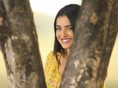 Amrapali Dubey Cute Smile Photos: आम्रपाली दुबे की क्यूट स्माइल लूट लेगी आपका भी चैन, फैंस हो रहे दीवाने
