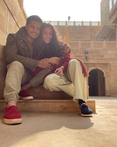 Honeymoon Photos:  दिसंबर की सर्दी में हनीमून पर निकले नील भट्ट और ऐश्वर्या शर्मा, शेयर की रोमांटिक तस्वीरें