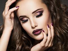 Welcome 2022: न्यू ईयर पार्टी में दिखना चाहते हैं बेहद खास, इन टिप्स को अपनाकर करें आई मेकअप