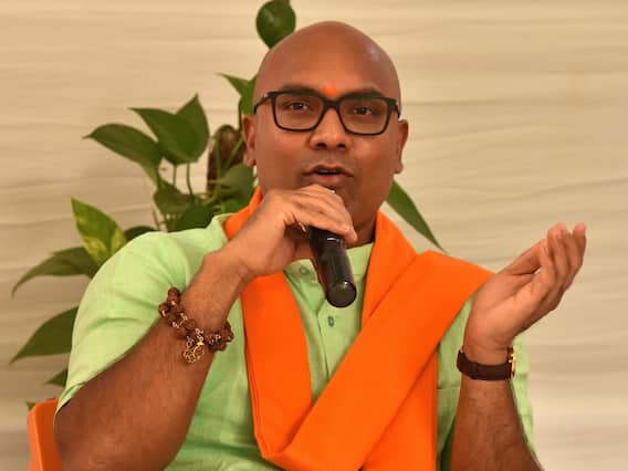 Nizamabad News: సన్ఫ్లవర్ విత్తనాలు బ్లాక్లో అమ్ముతున్నారు... తెలంగాణ మంత్రిపై బీజేపీ ఎంపీ సంచలన ఆరోపణలు Nizamabad News: సన్ఫ్లవర్ విత్తనాలు బ్లాక్లో అమ్ముతున్నారు... తెలంగాణ మంత్రిపై బీజేపీ ఎంపీ సంచలన ఆరోపణలు