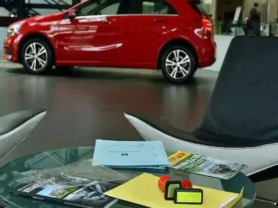 Car Loan Tips: कार खरीदने के लिए ले रहे हैं लोन, ध्यान से चुनें टेन्योर का ऑप्शन Car Loan Tips: कार खरीदने के लिए ले रहे हैं लोन, ध्यान से चुनें टेन्योर का ऑप्शन