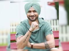 Cricket Meme: 'कोहली भज्जी की दूसरी मां'... हरभजन सिंह ने शेयर किया अपने B'day Wish का सुपर ट्रांसलेशन, पूरा मामला जानकर नहीं रोक पाएंगे हंसी