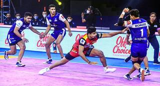 Pro Kabaddi League 2021-22: पवन की आंधी में उड़ी स्टीलर्स की टीम, एकतरफा मुकाबले में बुल्स ने हरियाणा को हराकर लगाई जीत की हैट्रिक