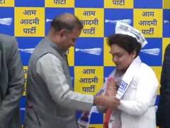 Delhi News: पूर्व क्रिकेटर वीरेंद्र सहवाग की बहन अंजू सहवाग आम आदमी पार्टी में शामिल