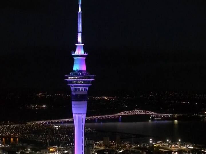 Happy New Year 2022: New Zealand Auckland Welcomes New Year With Fireworks- Watch New Year 2022 New Zealand | நியூசிலாந்தில் பிறந்தது 2022.. வண்ணமயமான கொண்டாட்டமும், கோலாகலமும்..