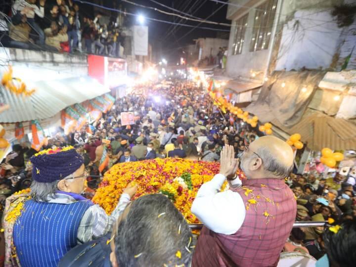 अमित शाह ने इस अवसर पर यह भी कहा कि जैसे बरेली का 'मांझा' (पतंग उड़ाने में प्रयुक्त होने वाला धागा) मजबूत होता है, वैसे ही इस शो के माध्यम से जनता ने प्रधानमंत्री नरेंद्र मोदी और उत्तरप्रदेश के मुख्यमंत्री योगी आदित्यनाथ पर अपना विश्वास जताया है और इस बार, उप्र विधानसभा की 403 में से 300 से ज्यादा सीटों पर भाजपा जीतेगी.