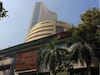 Sensex 1000 ने खाली, तर NIFTY ची 300 अंकांची घसरगुंडी, जागतिक बाजारपेठांमधील खराब सुरुवातीचा परिणाम