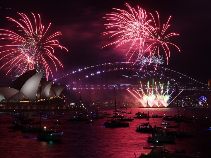 Happy New Year: न्यूजीलैंड और ऑस्ट्रेलिया में नए साल का जश्न, आतिशबाजी के साथ किया गया 2022 का स्वागत