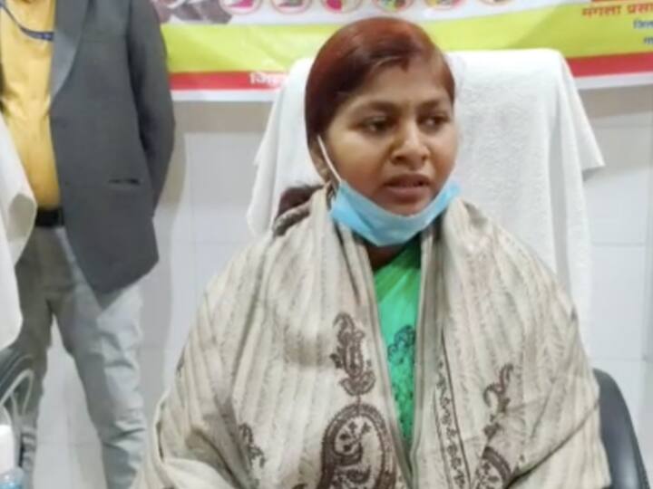 Ghazipur News: आशा कार्यकर्ताओं को स्मार्टफोन दिया जाना शुरू, जानिए- कबतक मिलेगा आपको और कितना पहुंच चुका है Uttar Pradesh government giving smartphones to 80 thousand ASHA workers in Ghazipur 1,122 mobile phones sent ANN Ghazipur News: आशा कार्यकर्ताओं को स्मार्टफोन दिया जाना शुरू, जानिए- कबतक मिलेगा आपको और कितना पहुंच चुका है