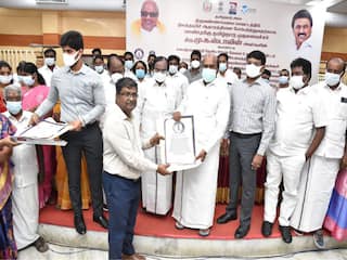 திருவண்ணாமலையில் 30 நாட்களுக்குள் 1,118 பண்ணை குட்டைகளை உருவாக்கி சாதனை - ஆசிய சாதனை பதிவில் இடம் பிடித்தது