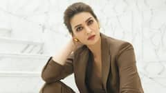 Kriti Sanon Photos: ব্রাউন প্যান্ট স্যুট, হাই হিলসে 'লেডি বস' লুকে ‘পরম সুন্দরী’ কৃতি শ্যানন