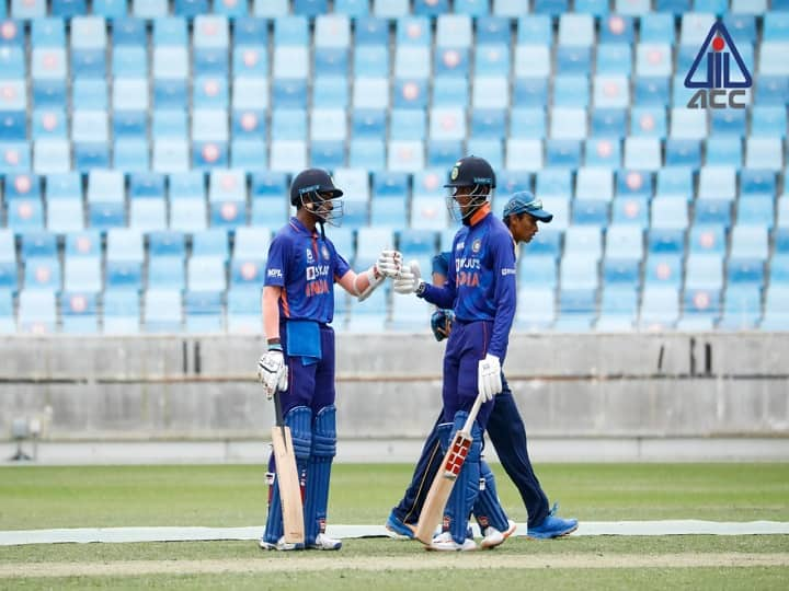 India U19 Beats Sri Lanka U19 by 9 wickets to win ACC U19 Asia Cup 2021 U19 Asia Cup 2021 Final: सरत्या वर्षाचा शेवट गोड! भारतानं आठव्यांदा अंडर-19 आशिया चषकावर कोरलं नाव