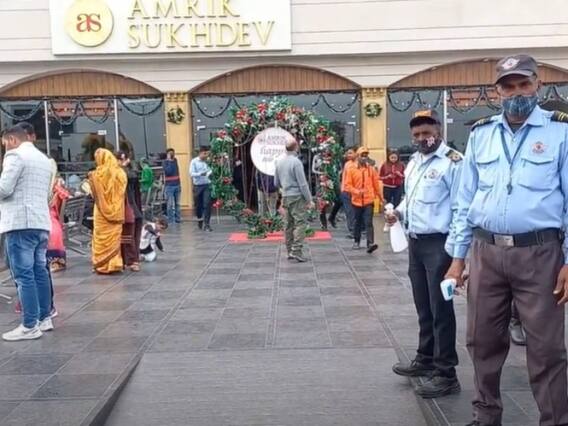 Dhabas in Delhi-NCR : पर्यावरण नियमों का उल्लंघन करने वाले मुरथल के ढाबे होंगे बंद, NGT का आदेश Dhabas in Delhi-NCR : पर्यावरण नियमों का उल्लंघन करने वाले मुरथल के ढाबे होंगे बंद, NGT का आदेश