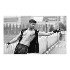 'गदर' फिल्म में छोटे पाजी बनकर Sunny Deol और Amisha Patel के रील लाइफ बेटे ने मचाया गदर